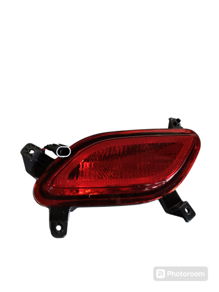 Farol Tiggo 2 17/22 RH Trasero Embellecedor Rojo ANY